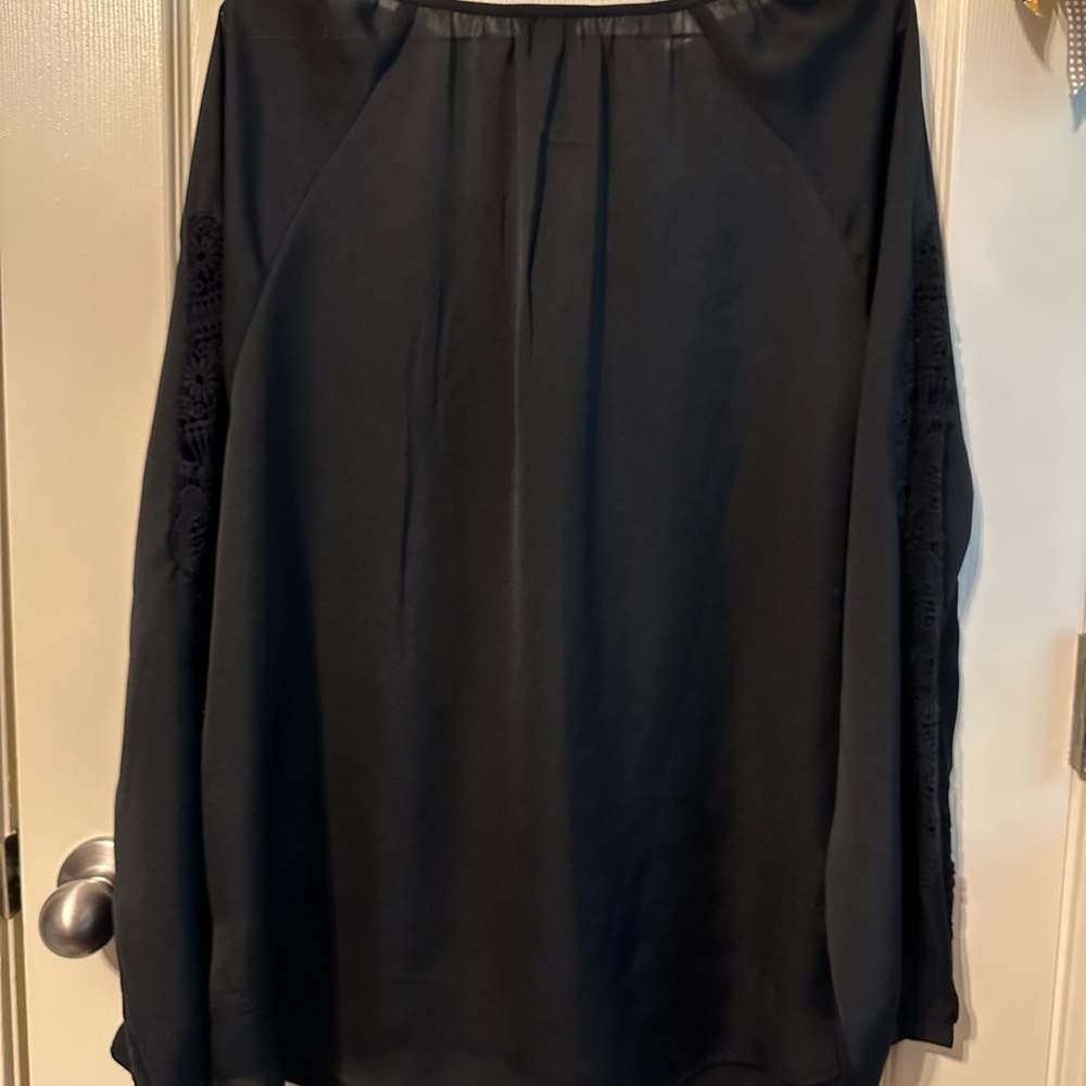 Chico's Black Long Sleeve Tie Front BlouseEUC - Picture 6 of 7
